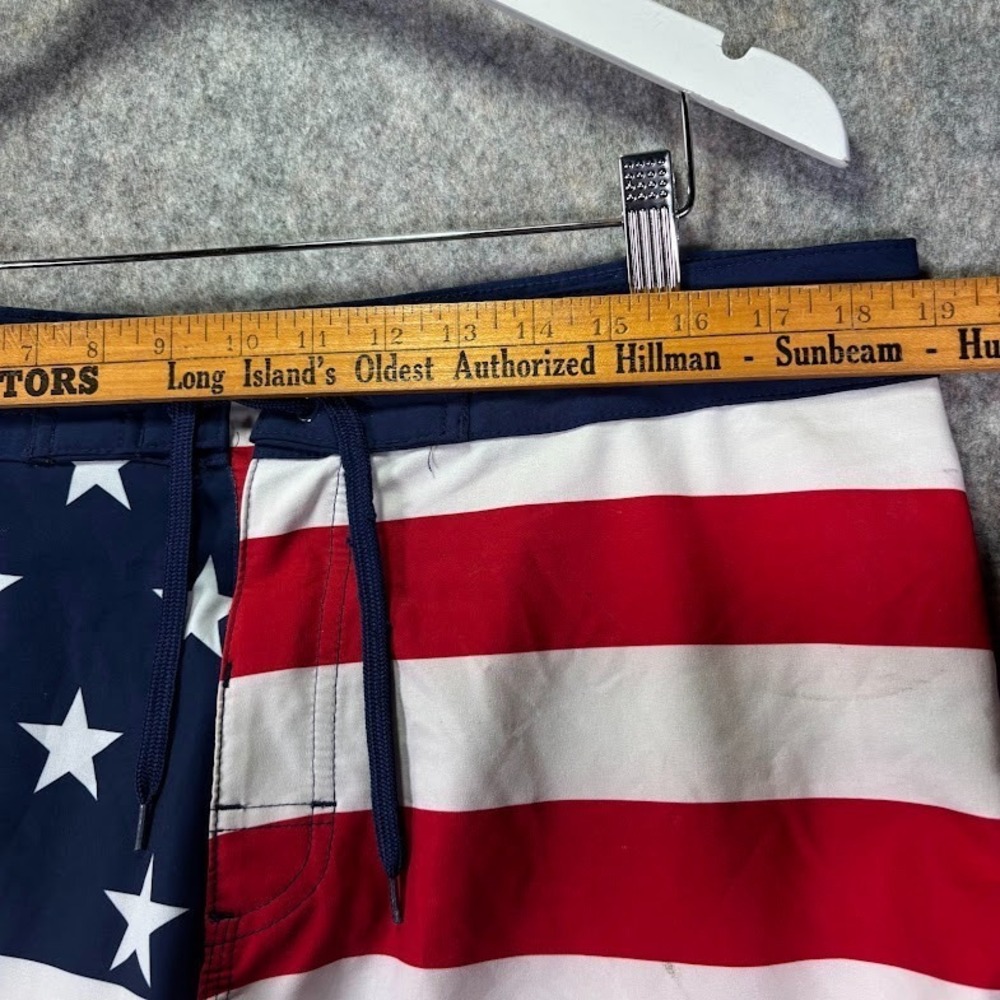 Old Navy California American Flag Board Shorts Mens Sz 36 Drawstring Swim Trunks - Picture 7 of 16